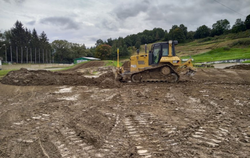 Pásový buldozer Dozer CAT D6N s 3D nivelací - foto č. 3