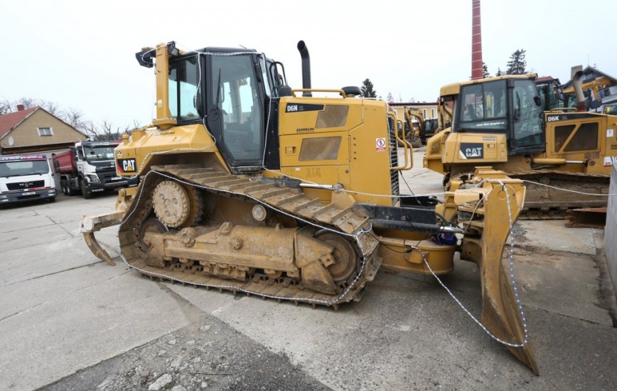 Pásový buldozer Dozer CAT D6N - foto č. 7